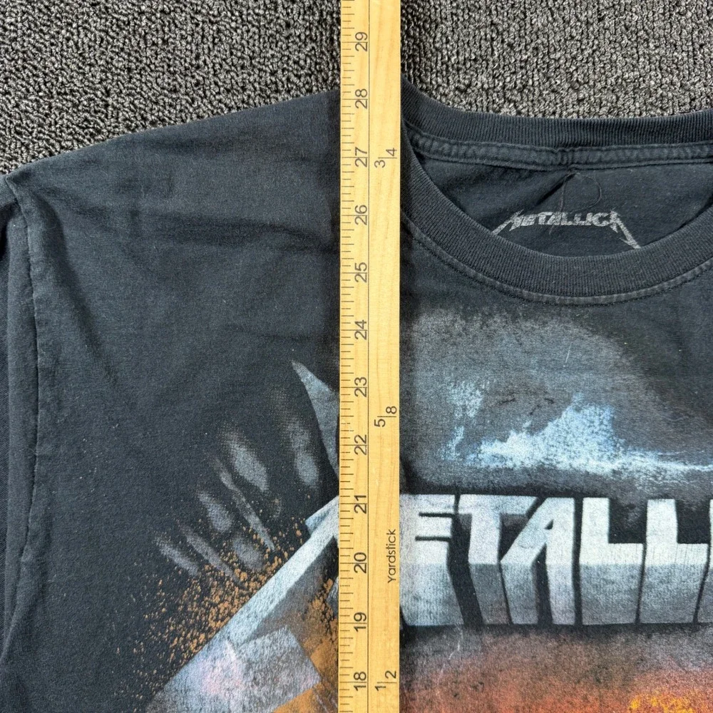Metallica Master of Puppets Bleach Splatter Graphic T-Shirt Men's Large Black‎